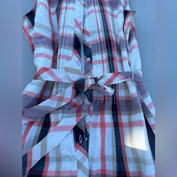 NWT Tommy Hilfiger sleeveless dress w/ ribbon size M
Pit to pit: 17”
Length: 38” - Picture 4 of 6